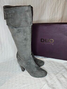 Duo British Design Dita 4.25” Block Heel Suede Knee High Wide Calf Boots EU39 L